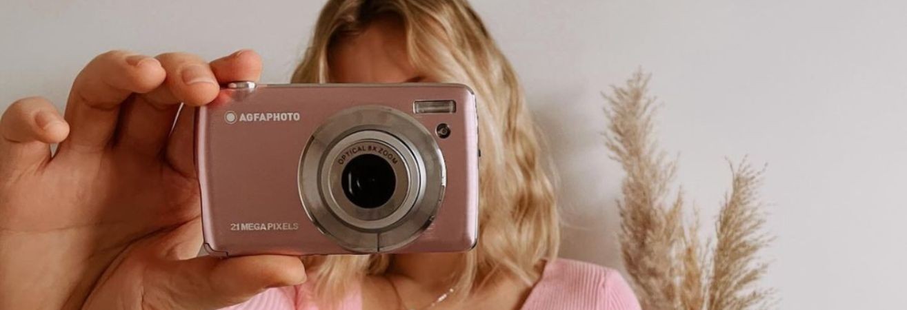 How do you use a digital camera properly?