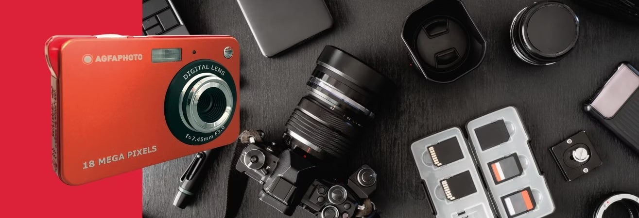 What photography accessories are useful for beginners ?